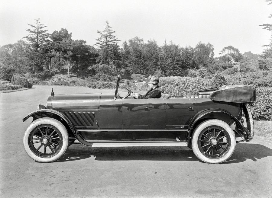  Haynes Model 77 Touring 1923 года  (фото 1 из 5)